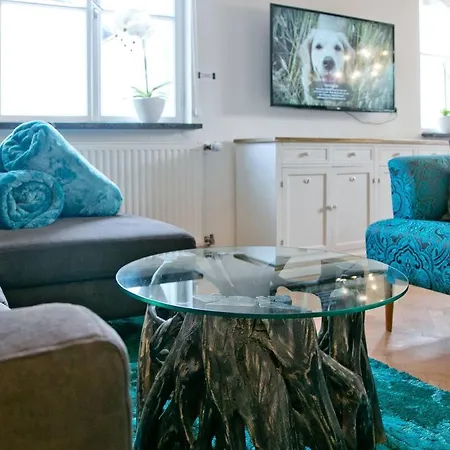 By Welcome To * Salzburg